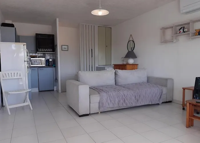 Maison Conviviale En Duplex Proche Avec Parking